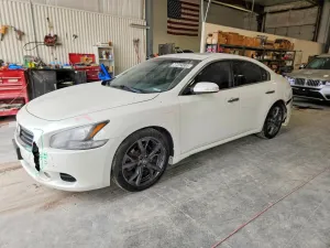 2014 NISSAN MAXIMA