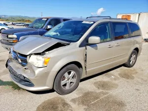 2013 DODGE CARAVAN