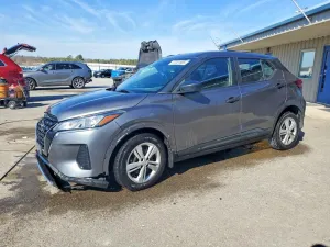 2022 NISSAN KICKS