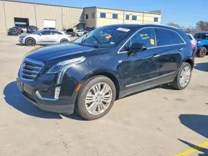 2017 CADILLAC XT5