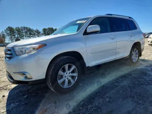 2013 TOYOTA HIGHLANDER