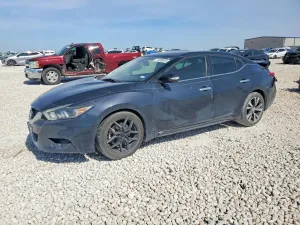 2017 NISSAN MAXIMA