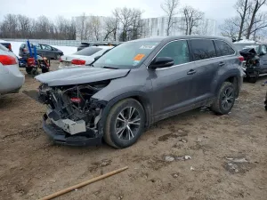 2017 TOYOTA HIGHLANDER