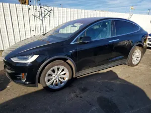 2020 TESLA MODEL X