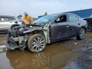 2025 MAZDA 3