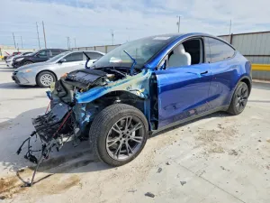 2024 TESLA MODEL Y