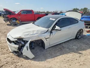 2015 BMW MOTORRAD M4