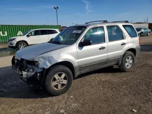 2005 FORD ESCAPE
