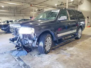 2012 LINCOLN TOWNHOUSE NAVIGATOR