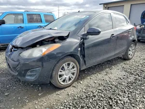 2012 MAZDA 2