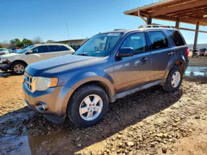 2010 FORD ESCAPE