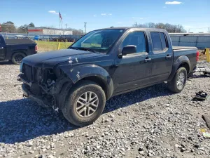 2014 NISSAN FRONTIER
