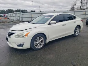2015 NISS ALTIMA