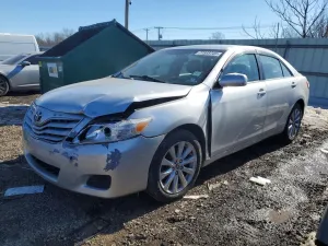 2010 TOYOTA CAMRY