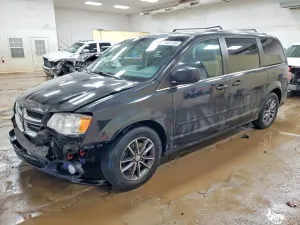 2017 DODGE CARAVAN