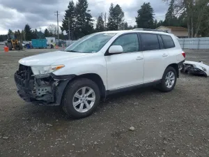 2011 TOYOTA HIGHLANDER