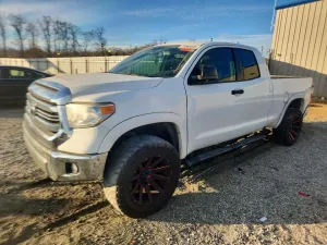 2017 TOYOTA TUNDRA