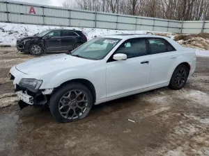 2016 CHRYSLER 300