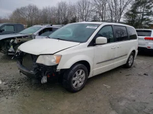 2013 CHRYSLER TOWN & COUNTRY LIMIT