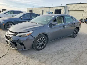 2017 TOYOTA AVALON