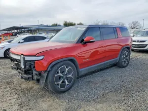 2024 RIVIAN RIS