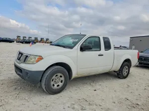 2015 NISSAN FRONTIER