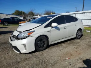 2015 TOYOTA PRIUS