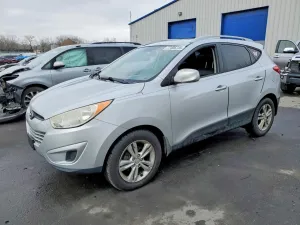 2011 HYUNDAI TUCSON