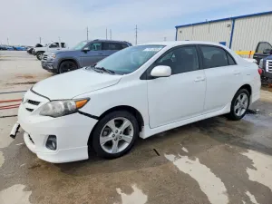 2011 TOYOTA COROLLA