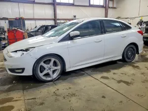 2015 FORD FOCUS