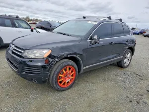 2014 VOLKSWAGEN TOUAREG