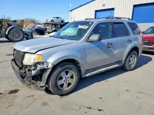 2011 FORD ESCAPE