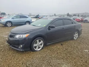 2013 TOYOTA CAMRY