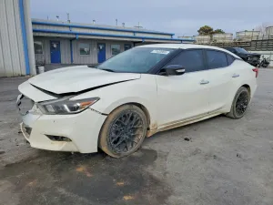 2017 NISSAN MAXIMA