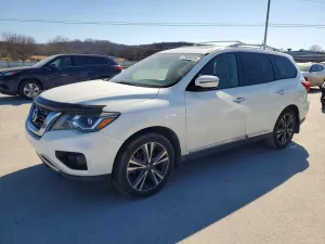 2017 NISSAN PATHFINDER