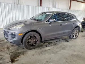 2016 PORSCHE MACAN