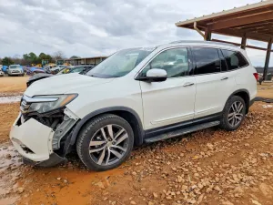 2017 HONDA PILOT