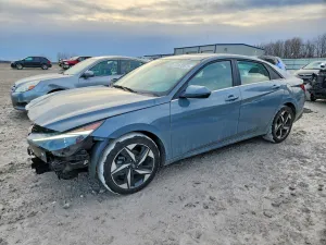 2022 HYUNDAI ELANTRA