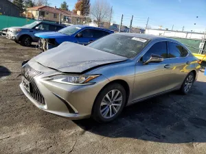 2019 LEXUS ES350