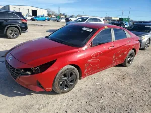 2022 HYUNDAI ELANTRA