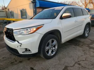 2016 TOYOTA HIGHLANDER