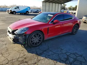 2020 PORSCHE PANAMERA