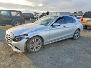2015 MERCEDES-BENZ C-CLASS