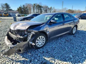 2014 TOYOTA CAMRY