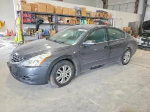 2010 NISSAN ALTIMA