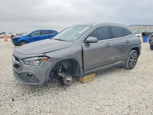 2021 MERCEDES-BENZ GLA-CLASS