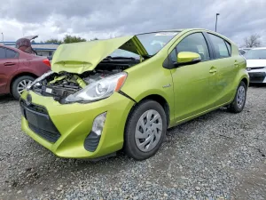 2016 TOYOTA PRIUS