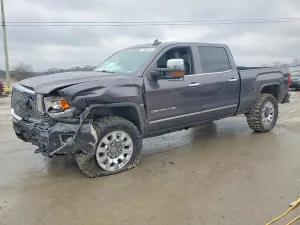 2016 GMC SIERRA