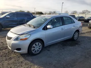 2010 TOYOTA YARIS