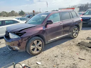 2013 TOYOTA HIGHLANDER